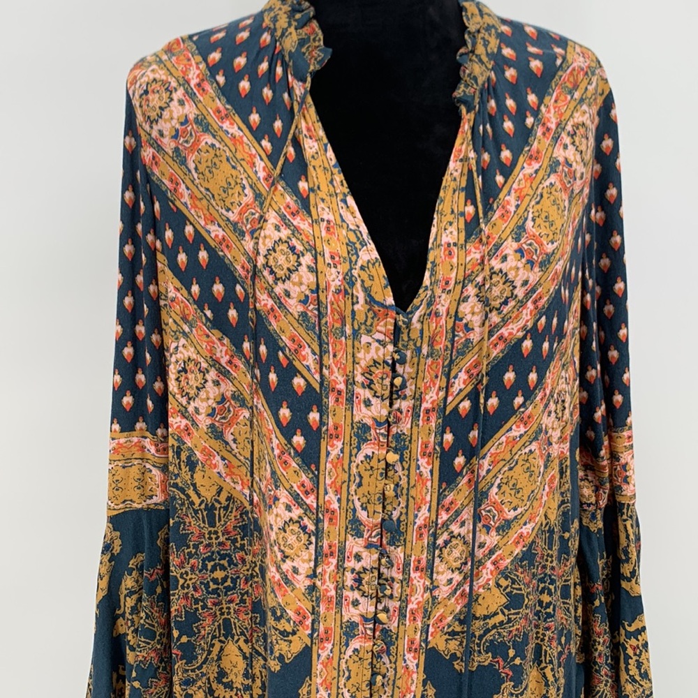 Free People Shirt size Medium paisley blue gold bell sleeve tunic top